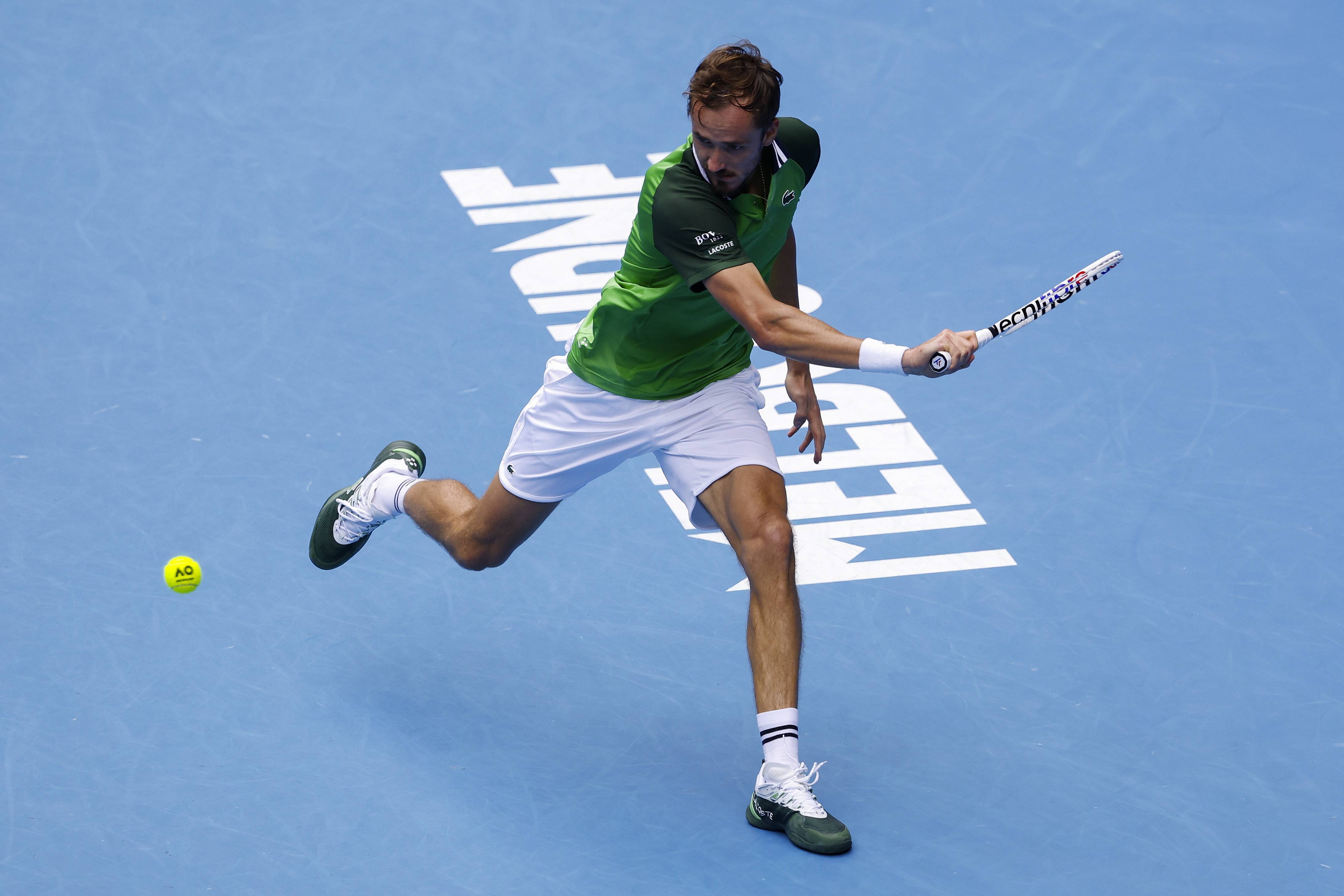 关于澳大利亚网球队翻盘美国网球队，梅德韦杰夫高光表现的信息