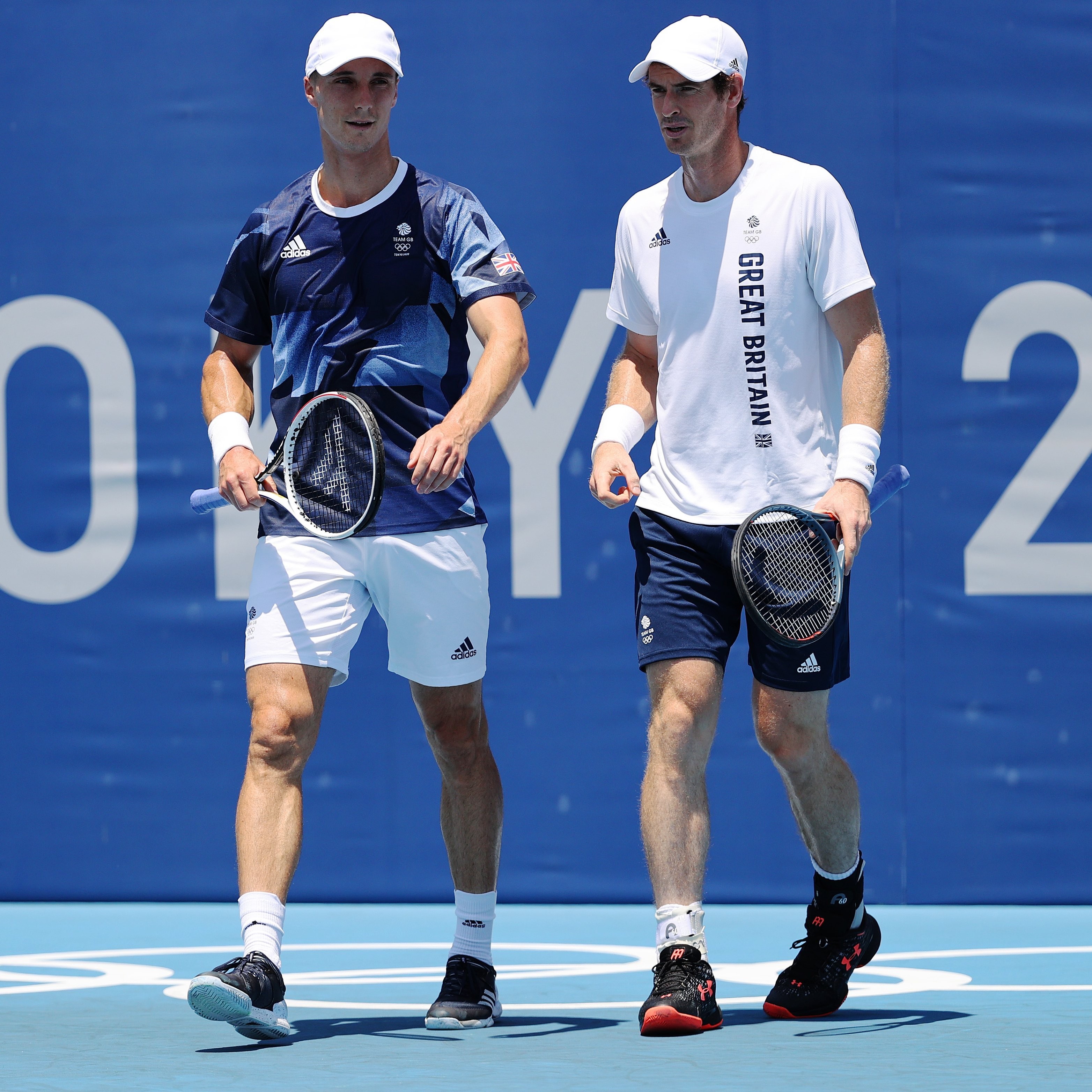 意大利网球队横扫世界网球队，穆雷三分雨点燃全场的简单介绍