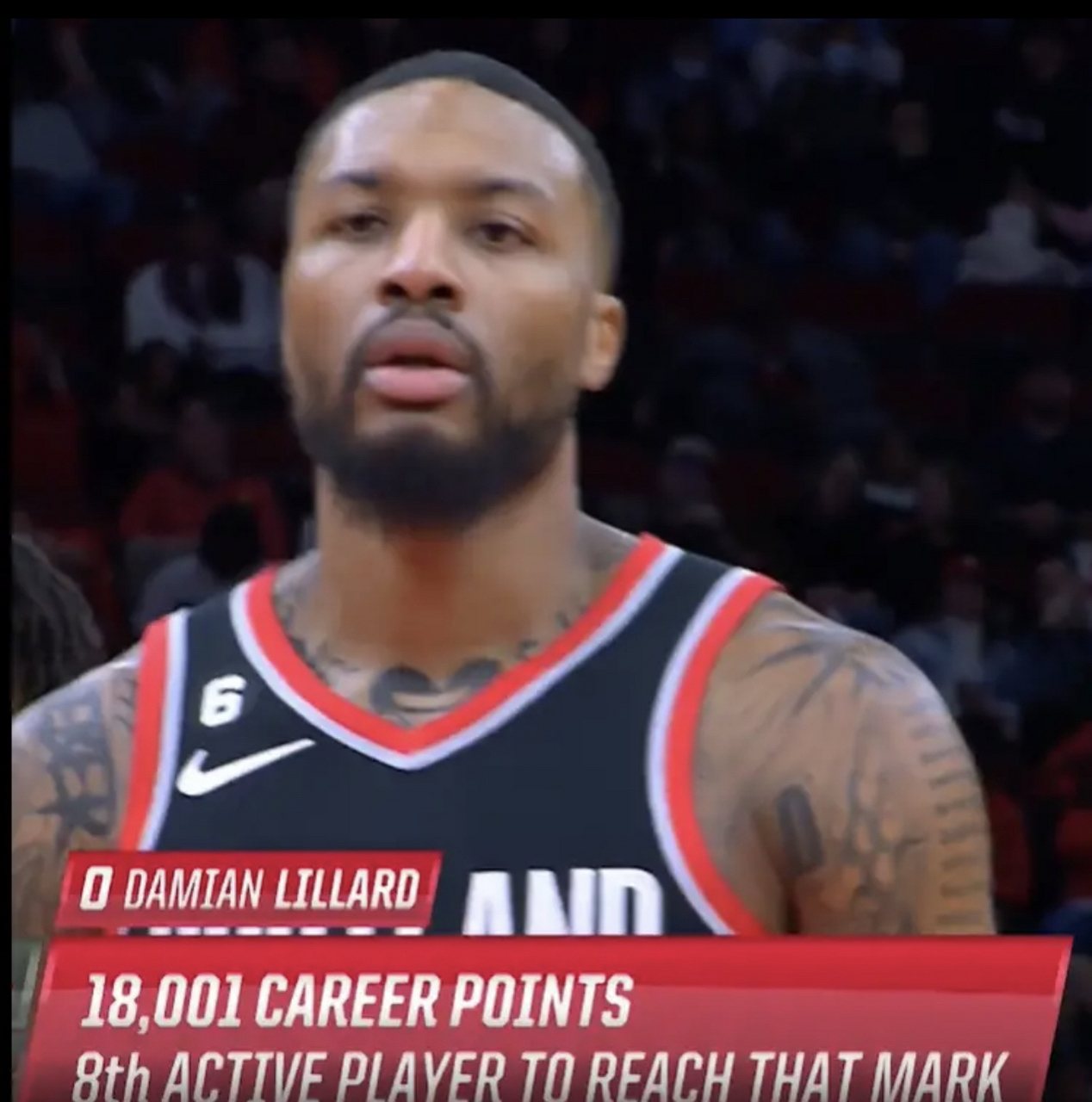 包含开拓者主场力克黄蜂，利拉德砍下全场最高分的词条