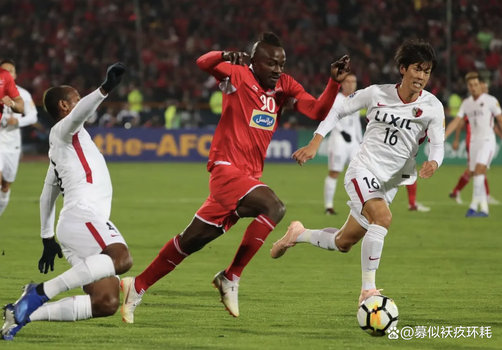 包含鹿岛鹿角全力以赴，备战关键比赛的词条