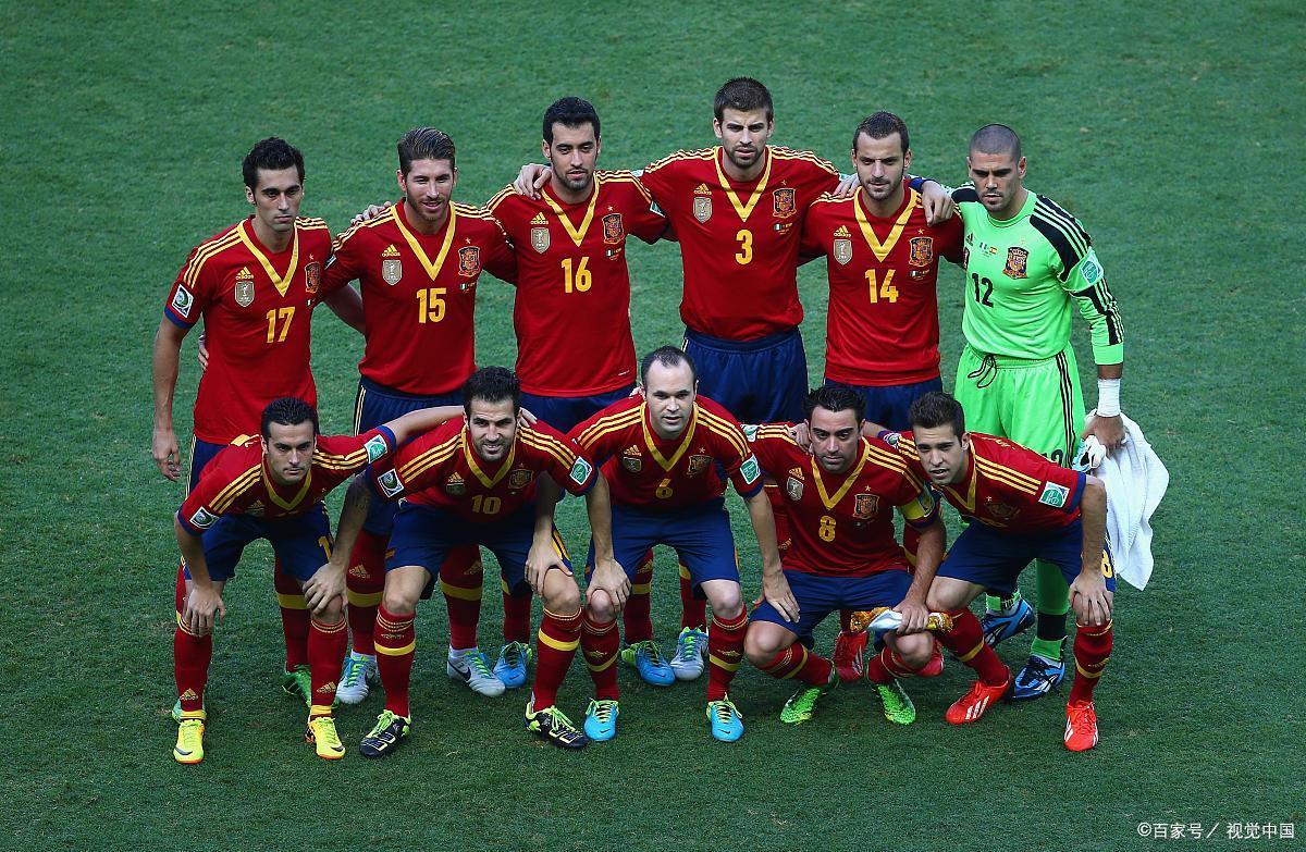 爱游戏官方-包含比赛中球员的个人魅力与团队配合完美结合的词条