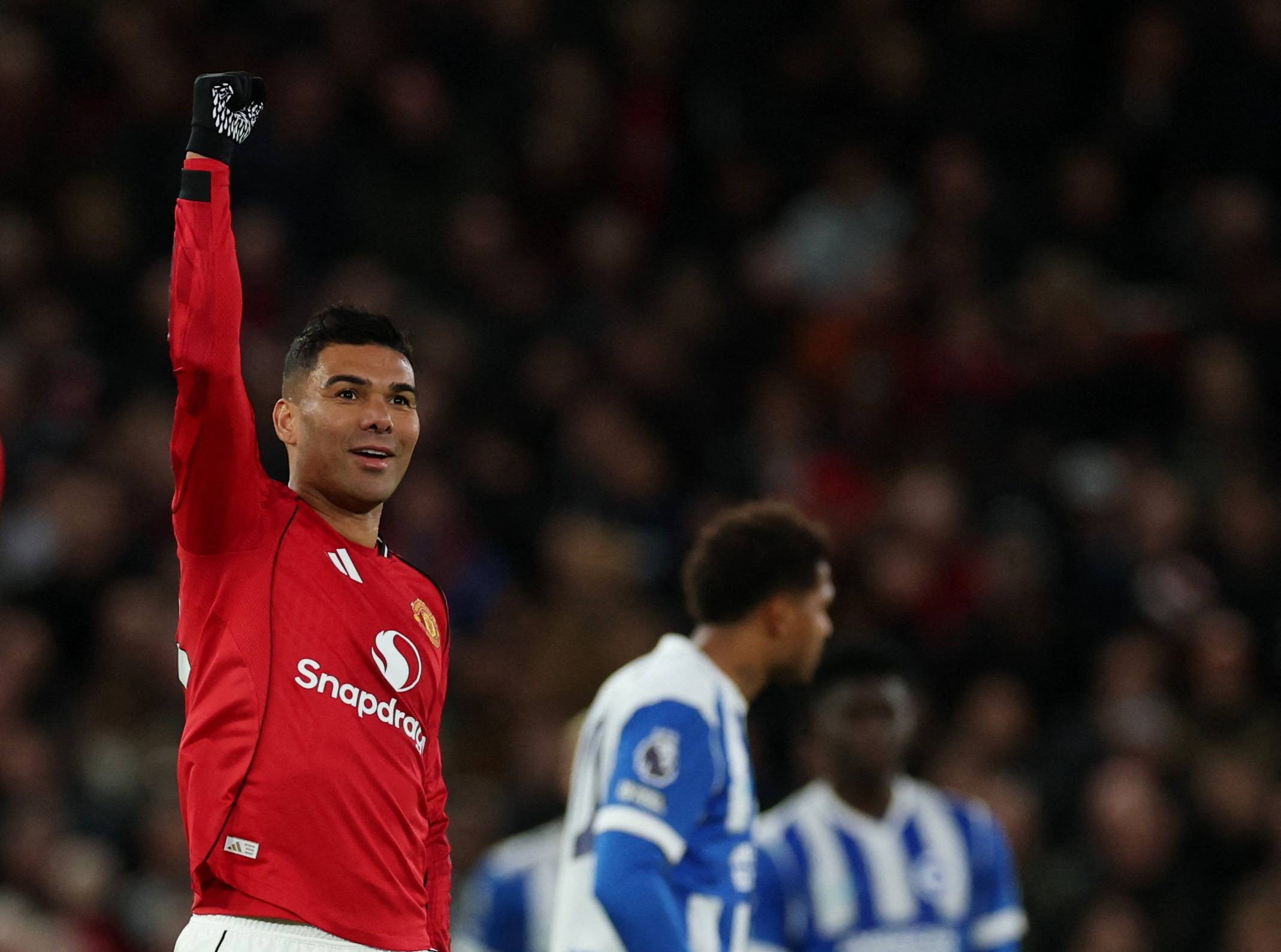 包含阿森纳客场失利，晋级形势岌岌可危的词条